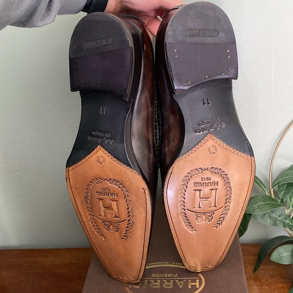 navy blue dress brown shoes Gucci Shoe Size 11 Dark Brown Leather Solid Strap Boot Men's Shoes — Labels  Resale Boutique main image 0